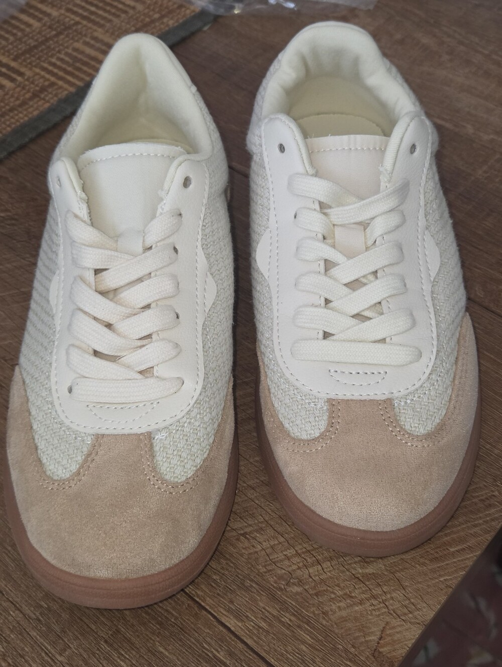 Zara Women's Cream Retro Sneakers EU36 US6 Blush Gum Sole Casual Excellent Cond - Picture 2 of 8